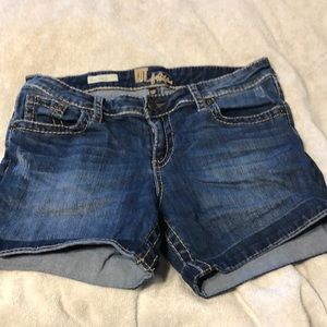 Kut from the Kloth Jean shorts